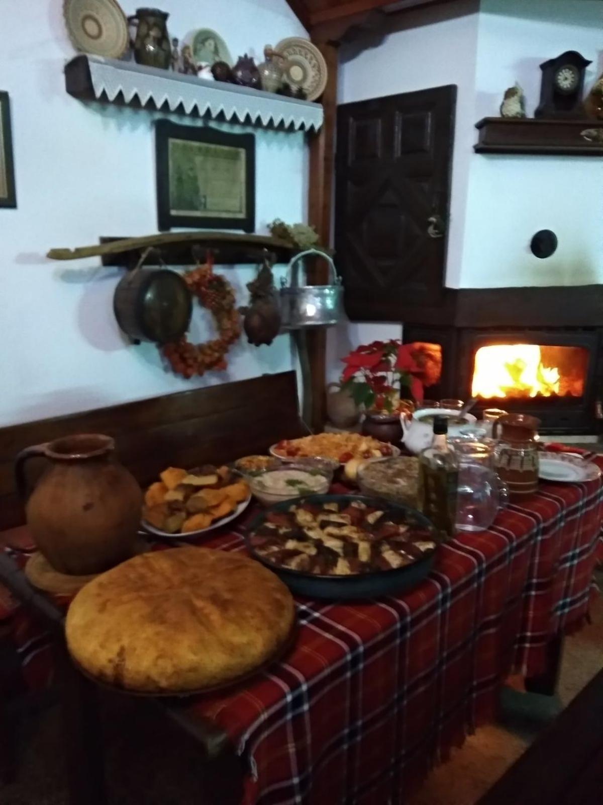 Subotkovtsi Staroto Shkolo House - Rooms For Guests מראה חיצוני תמונה