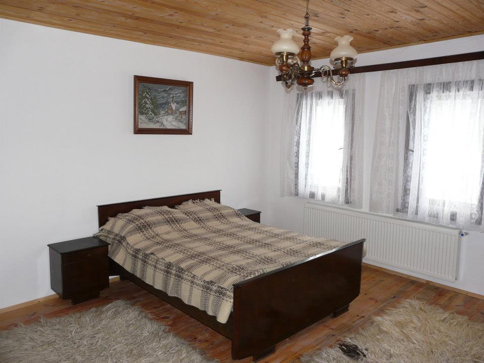 Subotkovtsi Staroto Shkolo House - Rooms For Guests חדר תמונה